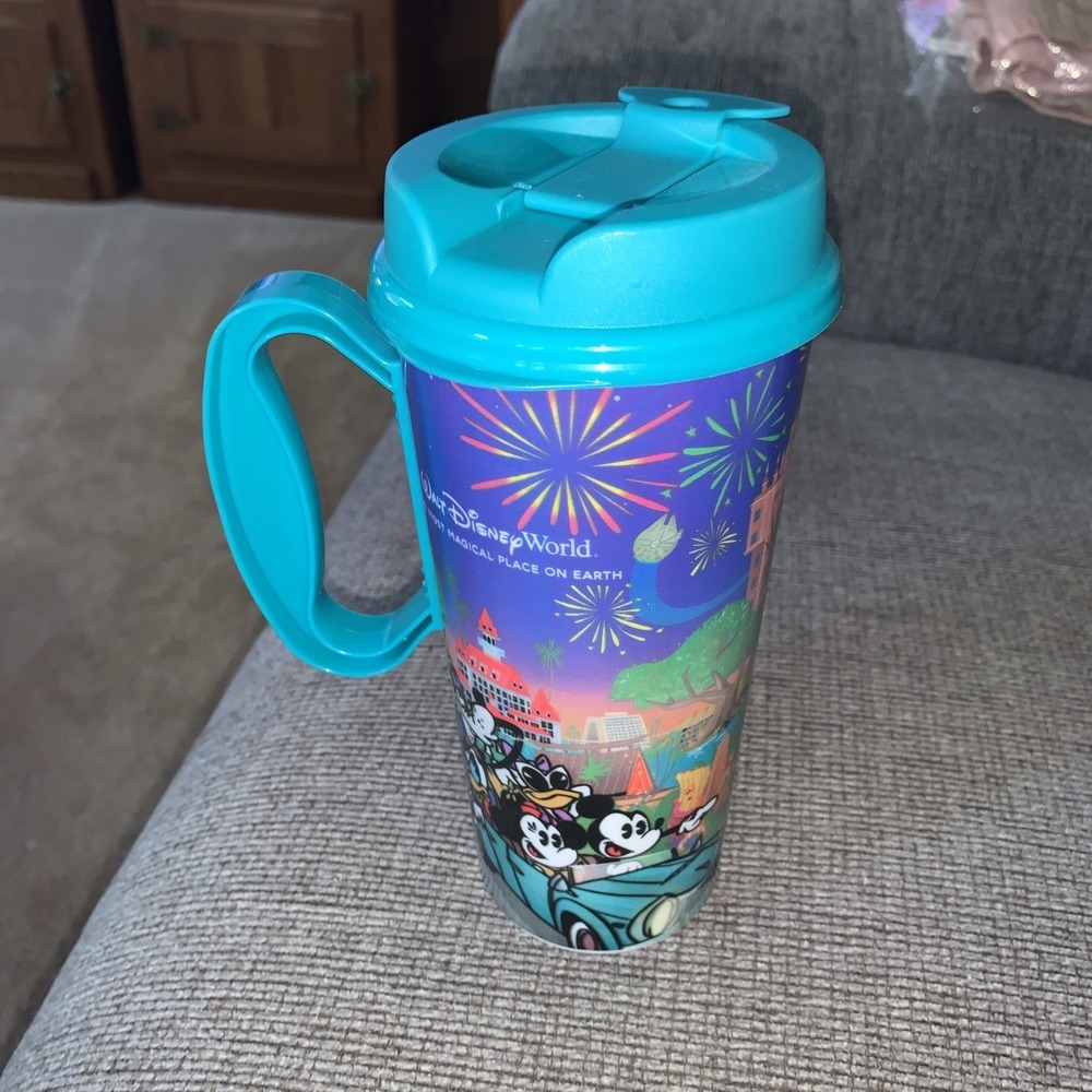 2024 Walt Disney World Resort Reusable Refillable Mug Mickey & Friends.
